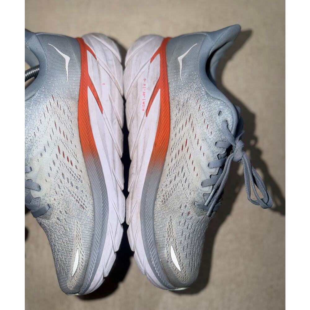 Hoka one one women’s clifiton running shoes - Picture 4 of 16